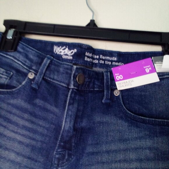 Mossimo Bermuda Shorts Women 00 Mid-Rise Power Stretch Roll Hem Denim Blue - Picture 8 of 15